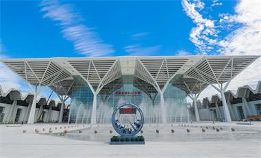 国度会展中心工程一期综合配套区项目地铁1 号线；で嗖